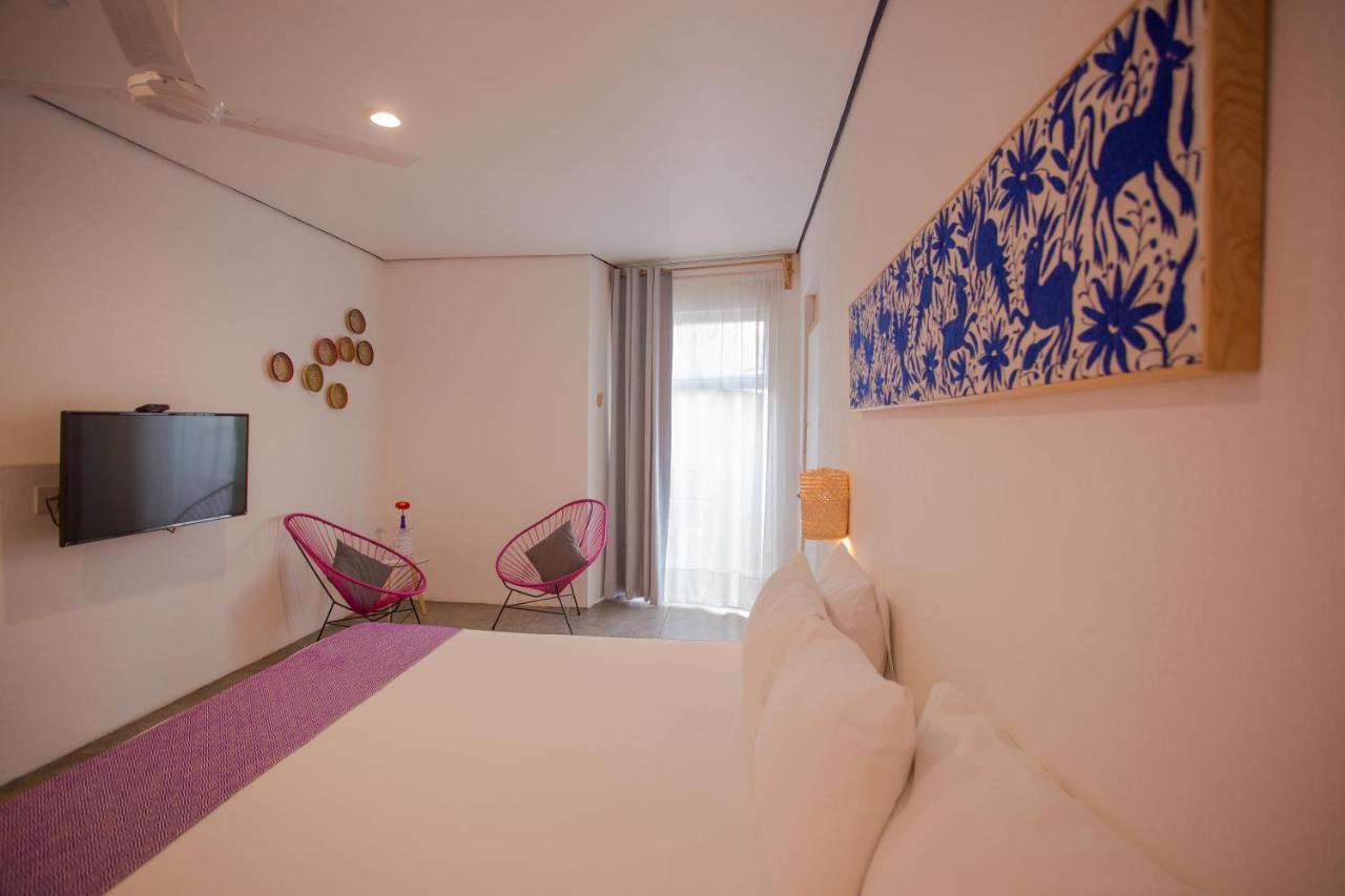 Hotel Mama Carlota ケレタロ エクステリア 写真
